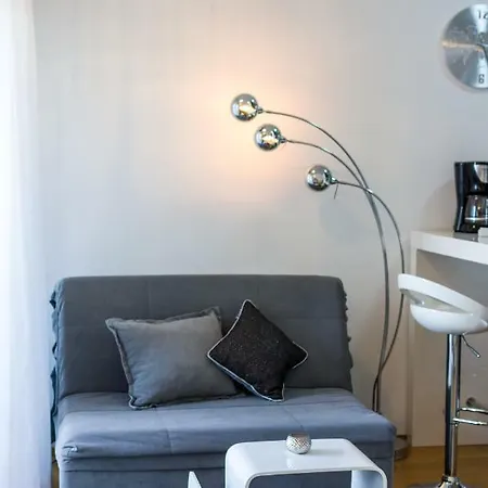 Studio Apartment K & K With Free Garage Zadar Exterior photo