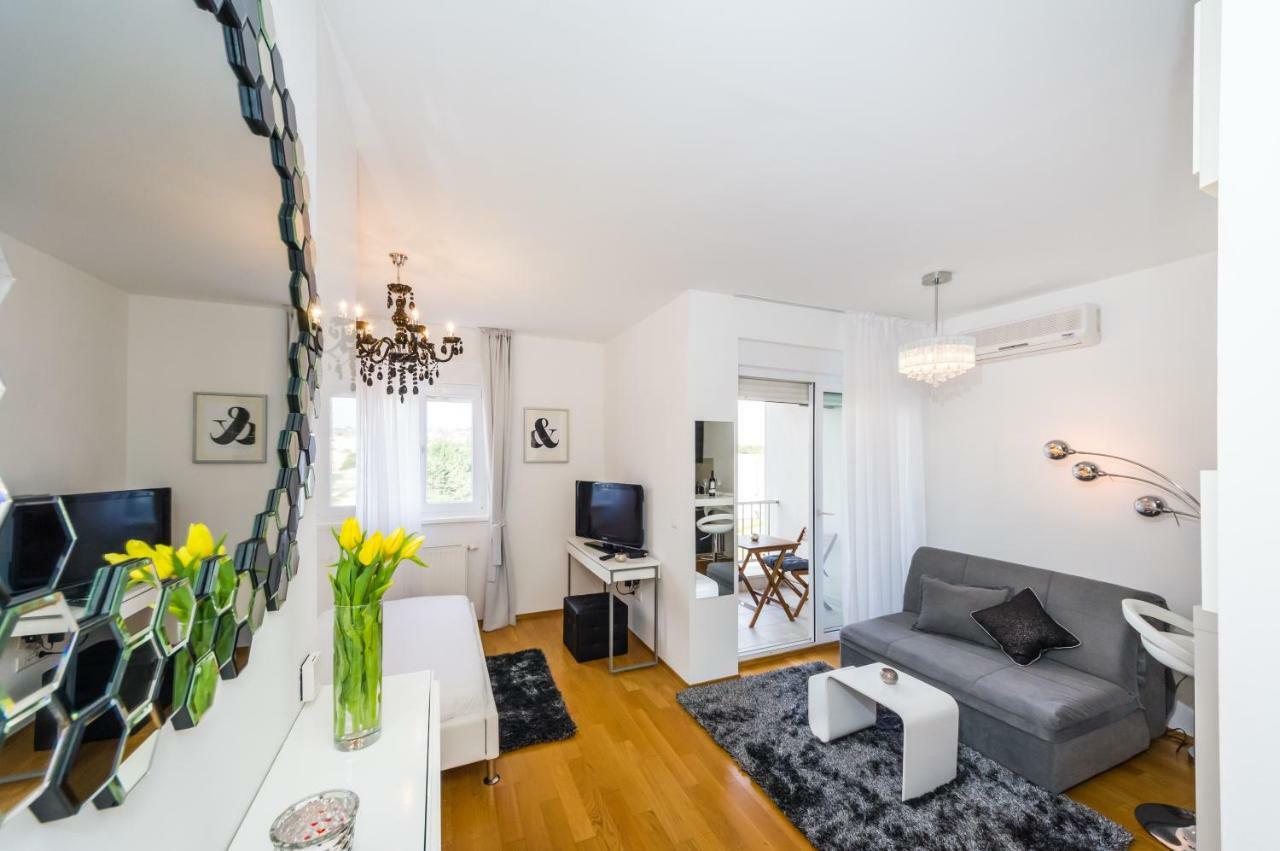 K & K With Free Garage Appartement *