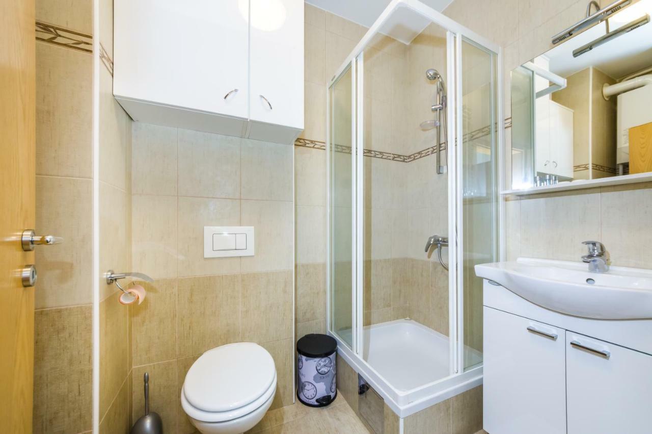 Appartement K & K With Free Garage Zadar